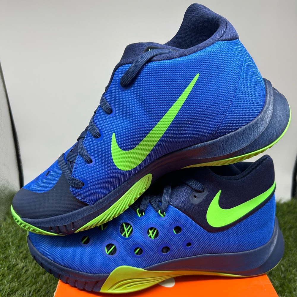 Nike Zoom Hyper Quickness 2015 Brand new with box. Size 9